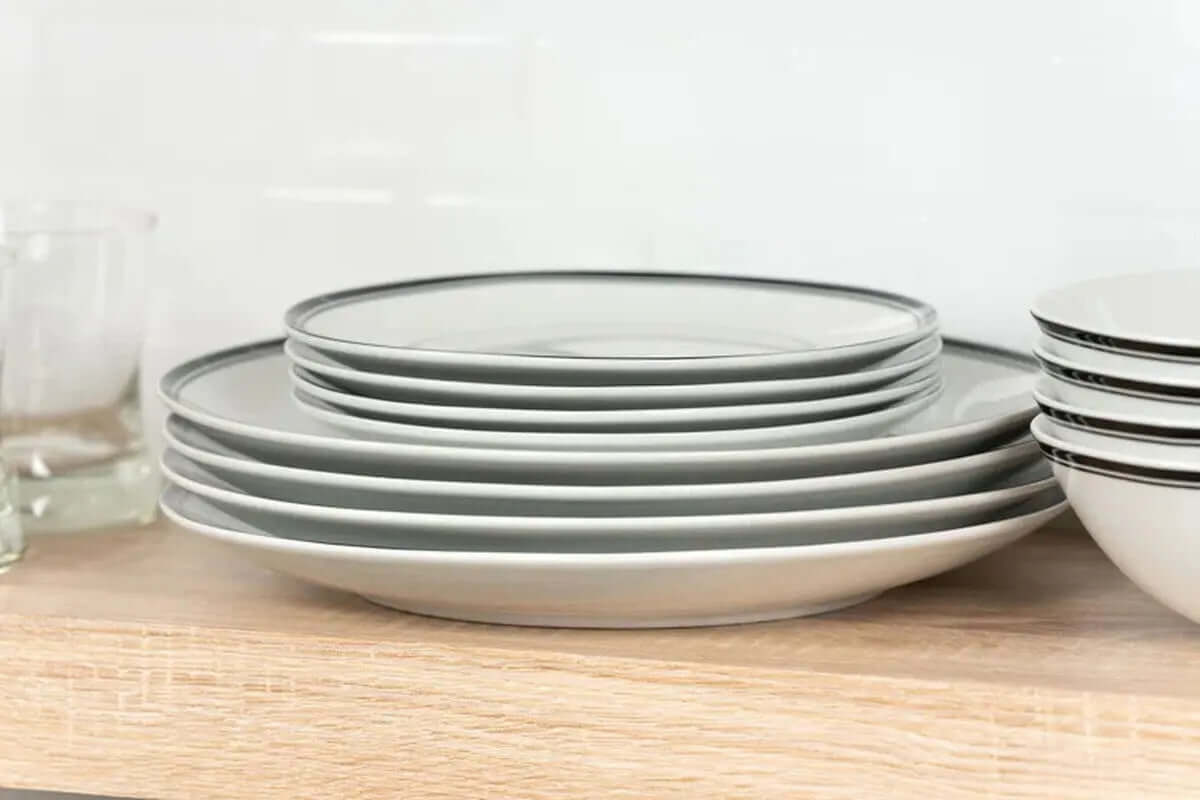 Callision 16-Piece Dinnerware Set for Four Persons-Allen Cozy Haven Store