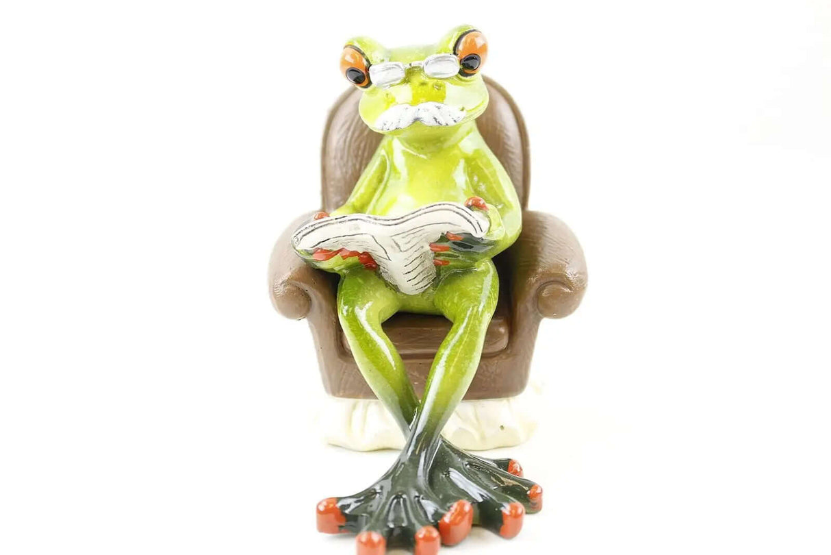 Charming Frog Figurine Featuring Grandma Knitting and Grandpa Reading on a Sofa-Allen Cozy Haven Store