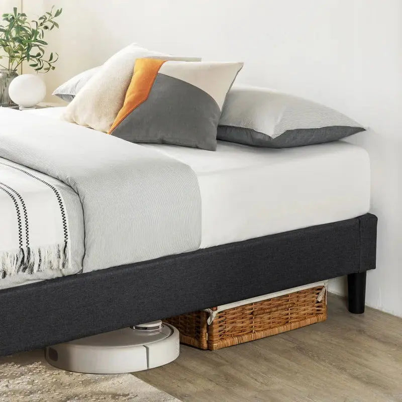 Kirwin Upholstered Metal Platform Bed Frame - Elegant and Durable Design-Allen Cozy Haven Store