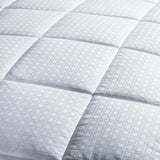 All-Season Down Alternative Comforter designed to bring the luxury-Allen Cozy Haven Store