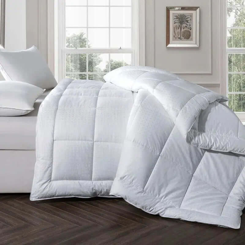 All-Season Down Alternative Comforter designed to bring the luxury-Allen Cozy Haven Store